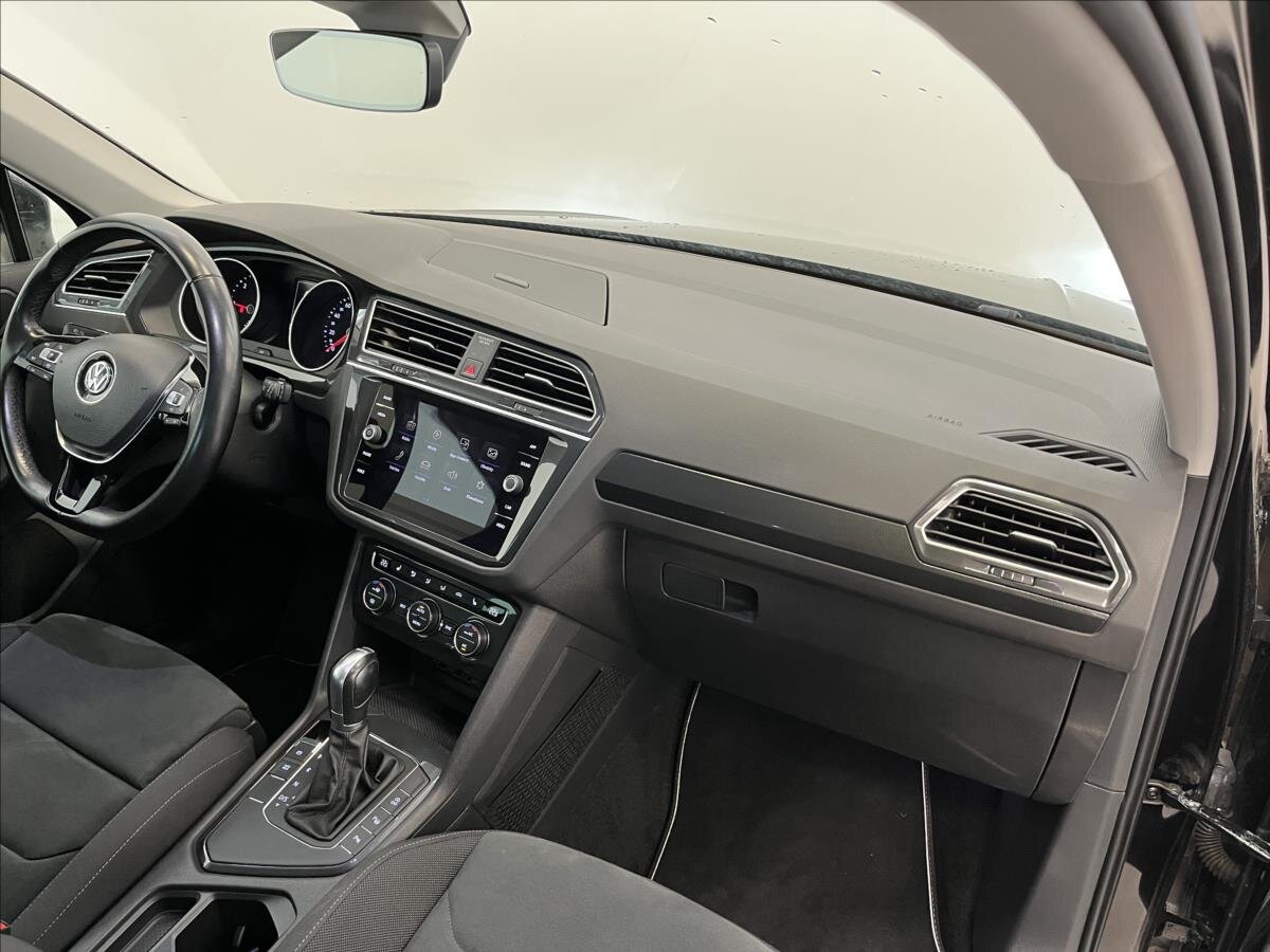 Volkswagen Tiguan SUV / Terénní 2,0 l 110 kw