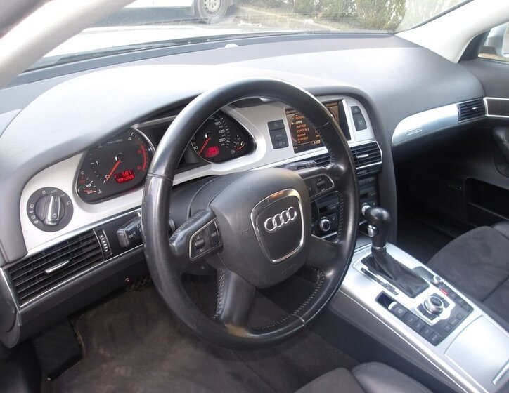 Audi A6 Kombi 3,0 l 176 kw