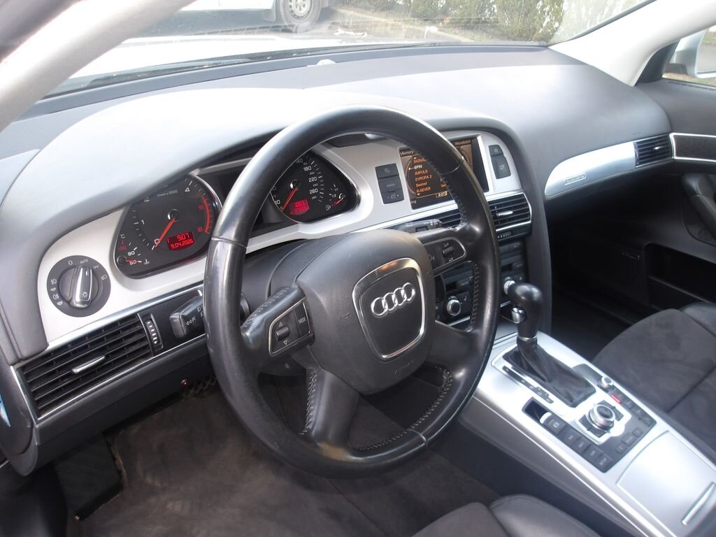 Audi A6 Kombi 3,0 l 176 kw