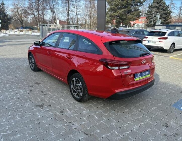 Hyundai i30 Kombi 1,5 l 70 kw
