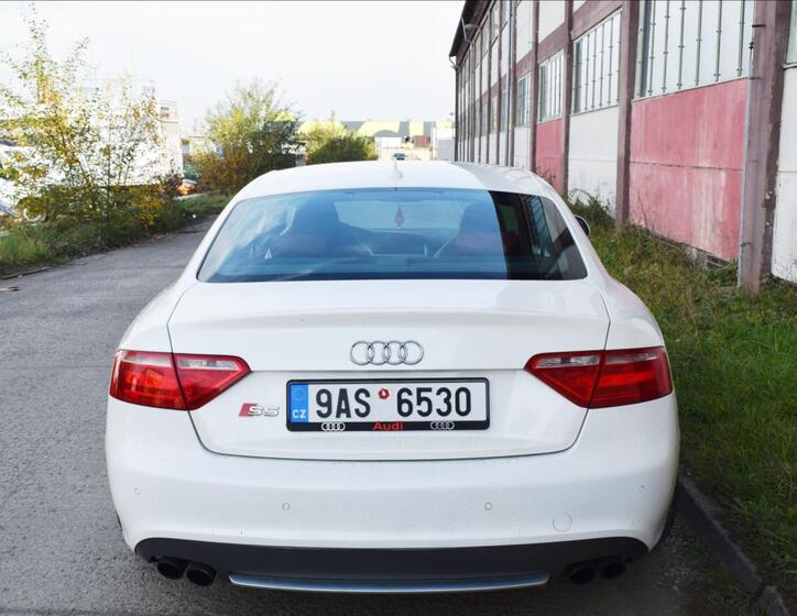 Audi S5 5