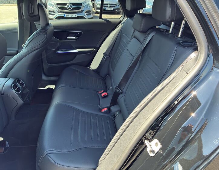 Mercedes-Benz Třídy C 14