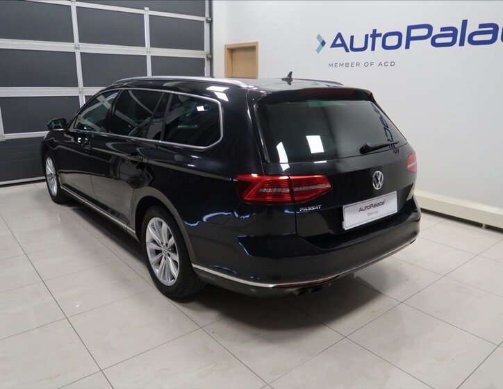Volkswagen Passat Kombi 2,0 l 140 kw