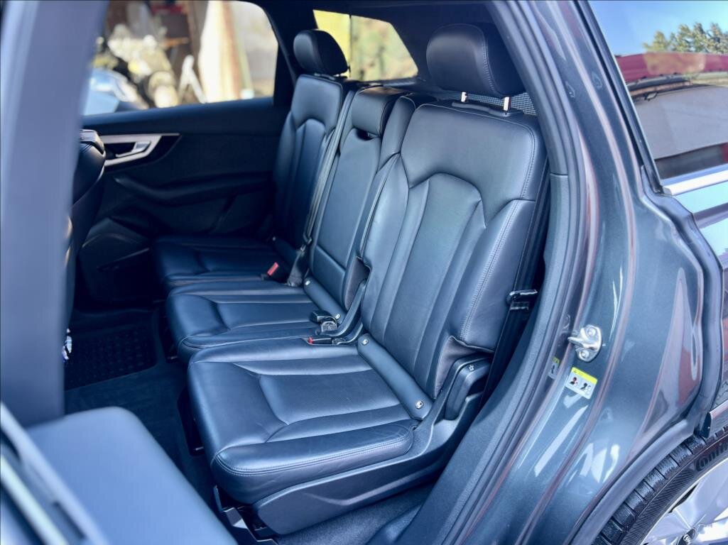 Audi SQ7 SUV / Terénní 4,0 l 320 kw