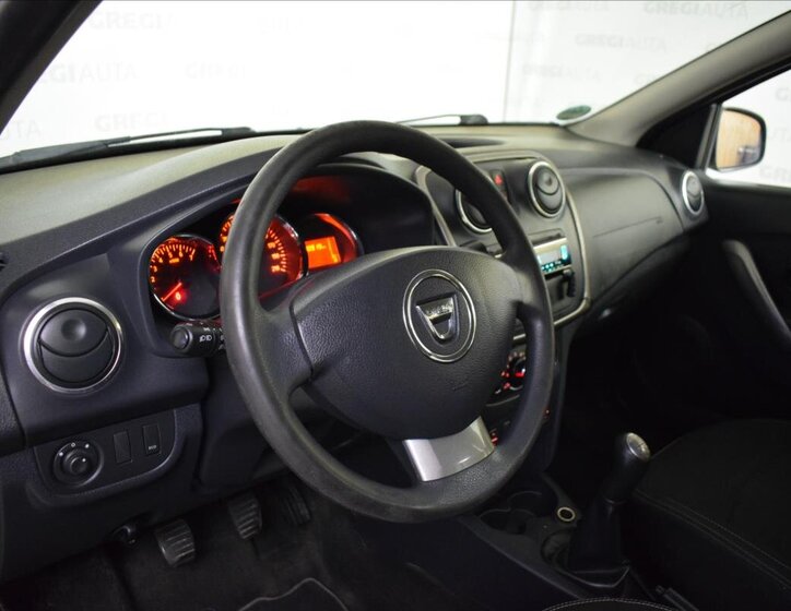 Dacia Logan Kombi 898,0 66 kw