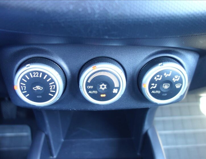 Mitsubishi Outlander SUV 2,0 l 103 kw