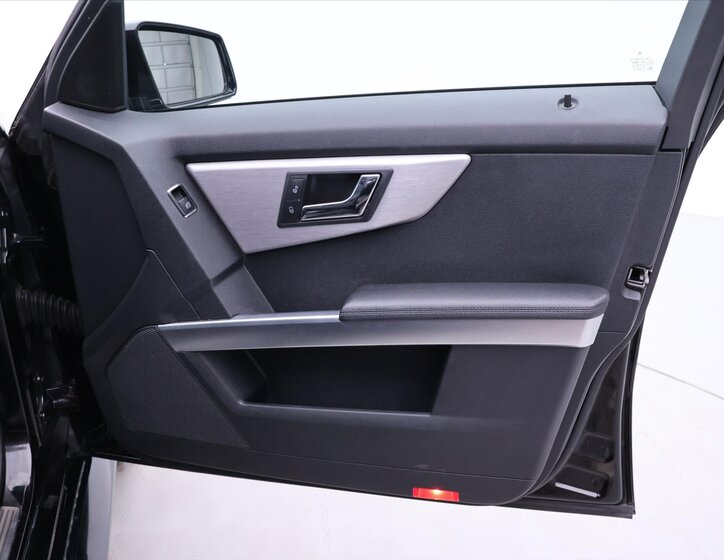 Mercedes-Benz GLK 13