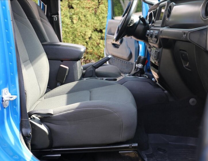 Jeep Gladiator Pick-up 3,7 l 210 kw