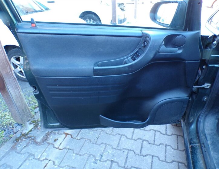 Opel Zafira MPV 1,6 l 74 kw