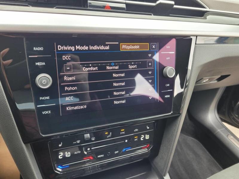 Volkswagen Arteon Liftback 2,0 l 147 kw