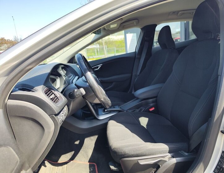 Volvo V40 Hatchback 1,6 l 84 kw