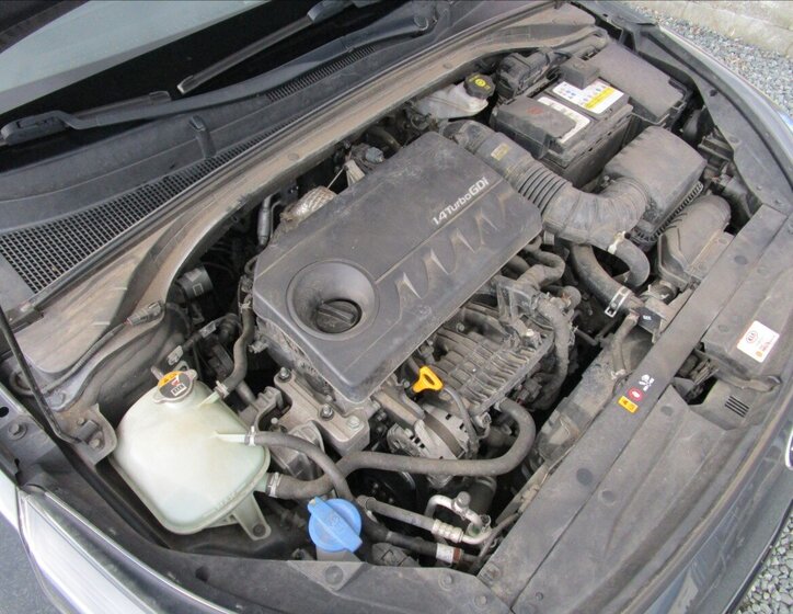 KIA Ceed Hatchback 1,4 l 103 kw