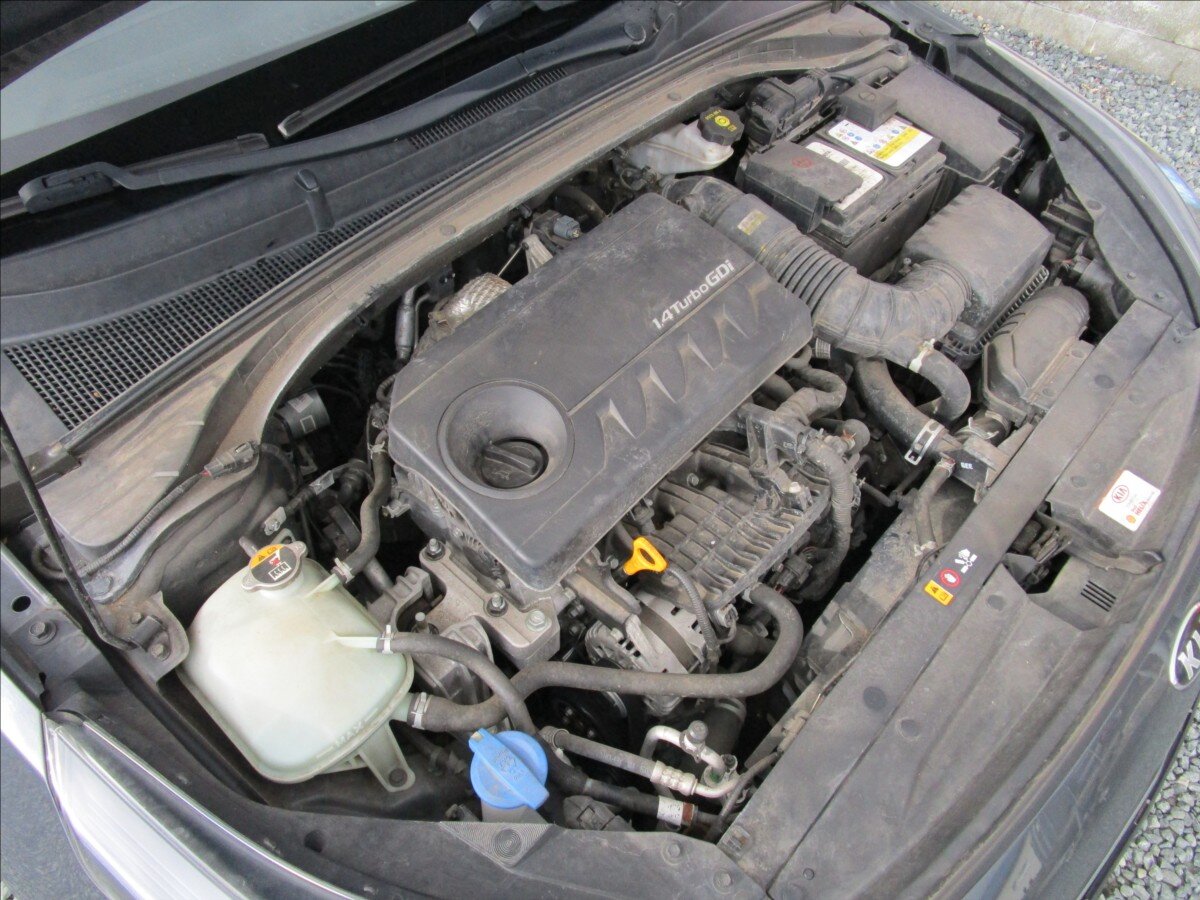 KIA Ceed Hatchback 1,4 l 103 kw