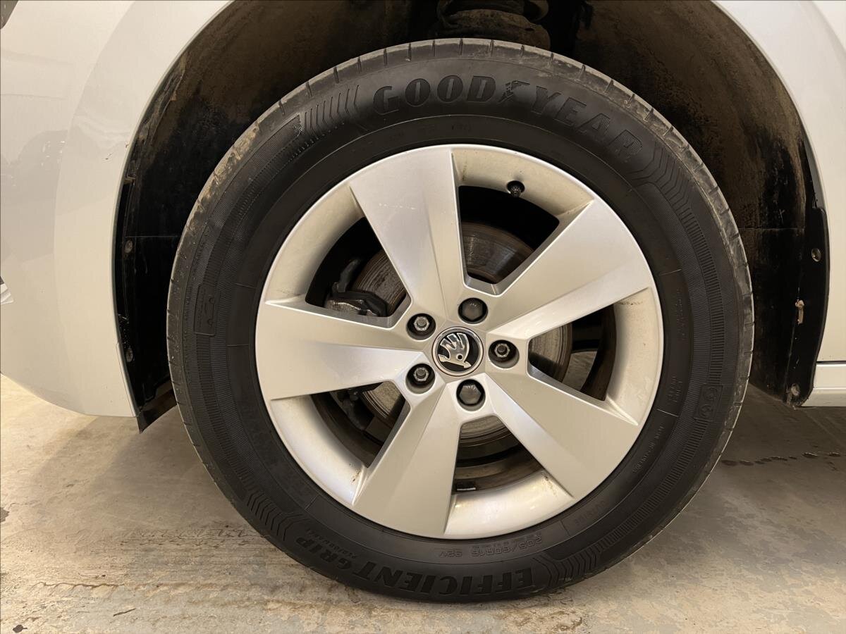 Škoda Kamiq SUV 999,0 81 kw