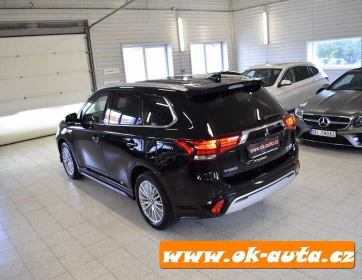 Mitsubishi Outlander SUV 0,0 0