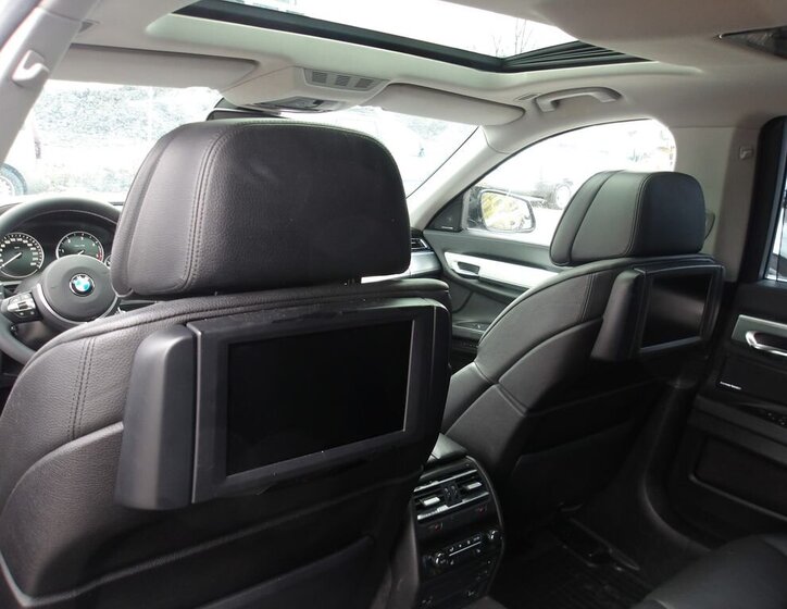 BMW Řada 7 Sedan / Limuzína 3,0 l 180 kw