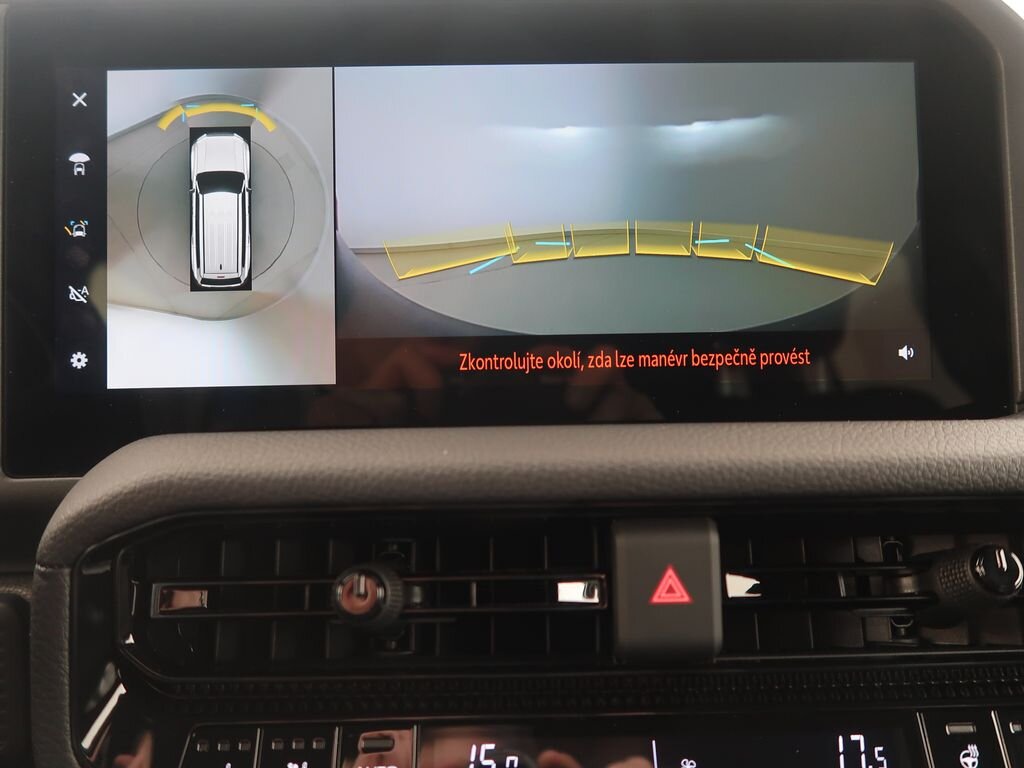 Toyota Land Cruiser SUV / Terénní 2,8 l 151 kw