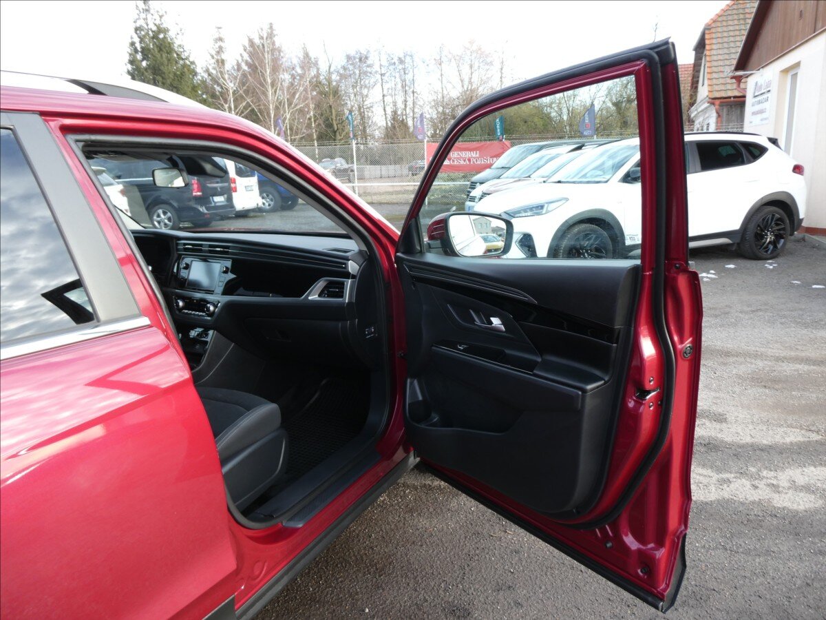 SsangYong Korando SUV / Terénní 1,5 l 120 kw