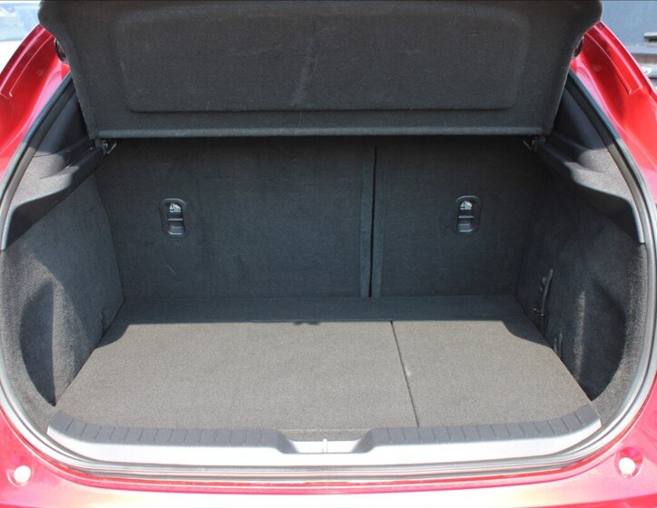 Mazda CX-30 SUV / Terénní 2,0 l 90 kw