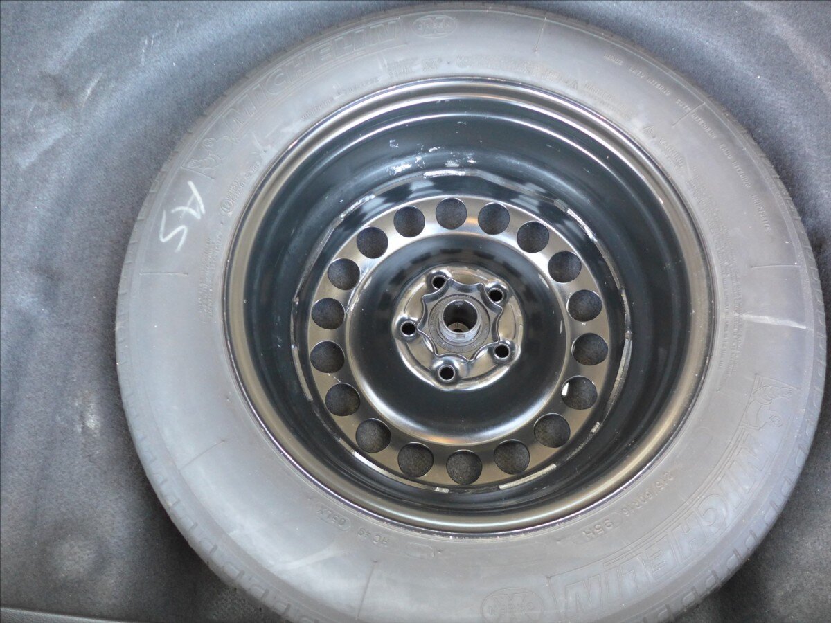 Volkswagen Passat Kombi 1,6 l 88 kw