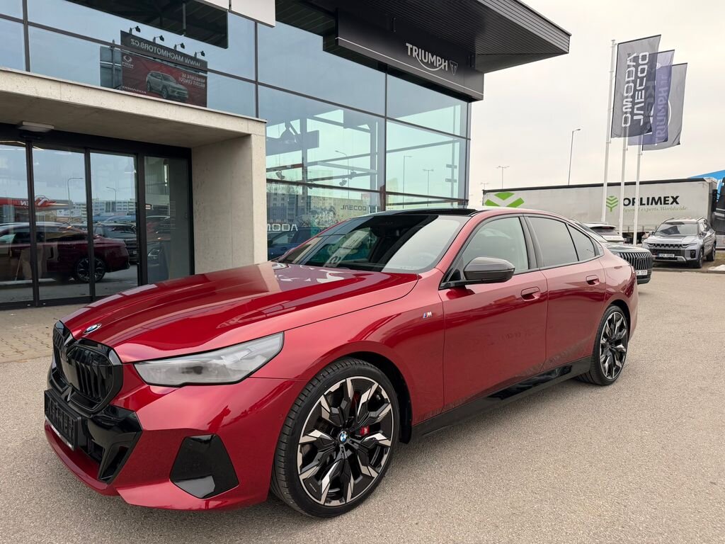 BMW Řada 5 Sedan / Limuzína 3,0 l 210 kw