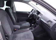 Volkswagen Tiguan 12