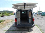 Volkswagen Transporter 9