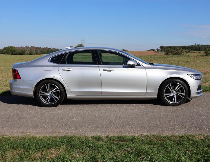 Volvo S90 7