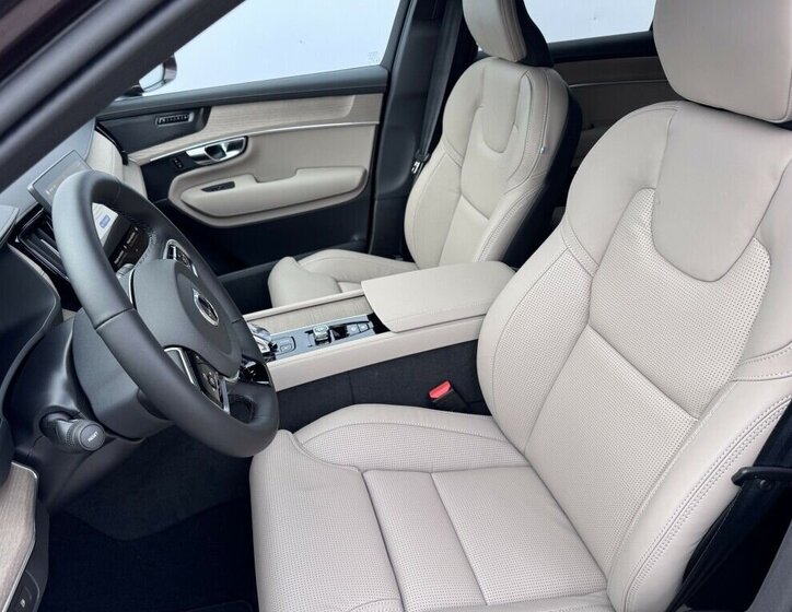 Volvo XC90 SUV 2,0 l 184 kw