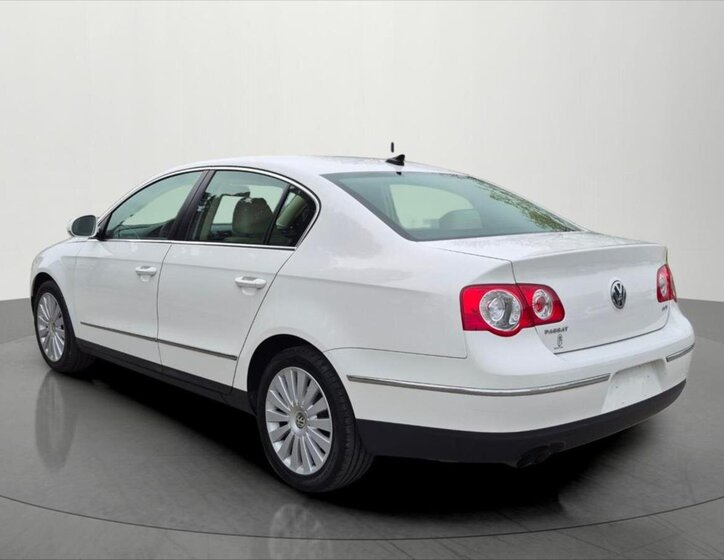 Volkswagen Passat Sedan / Limuzína 2,0 l 147 kw