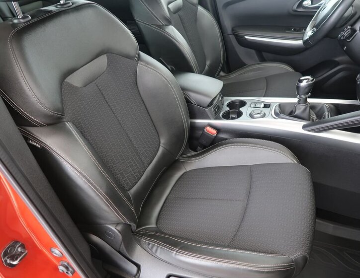 Renault Kadjar SUV / Terénní 1,6 l 96 kw