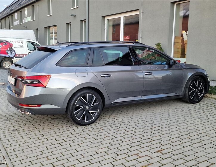 Škoda Superb Kombi 2,0 l 110 kw