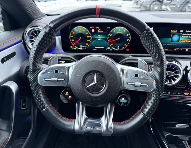 Mercedes-Benz CLA Kombi 2,0 l 310 kw