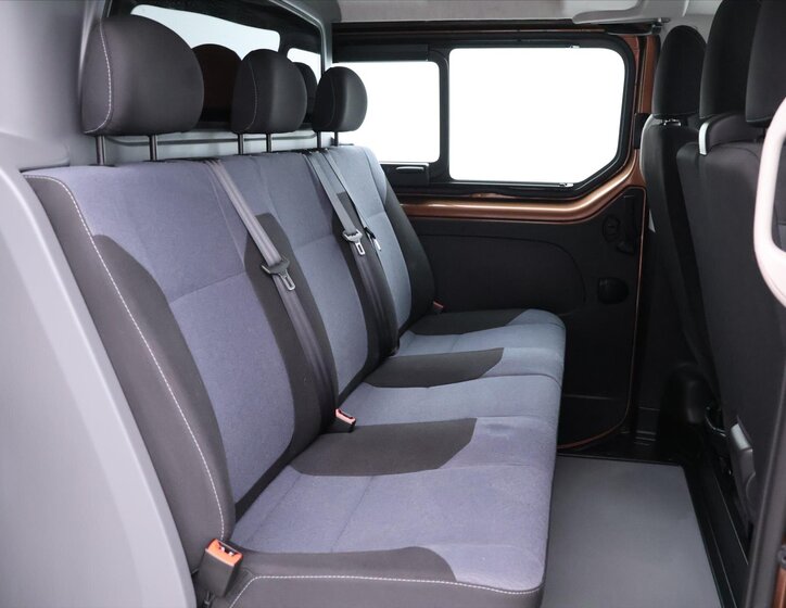 Opel Vivaro Kombi 1,6 l 89 kw