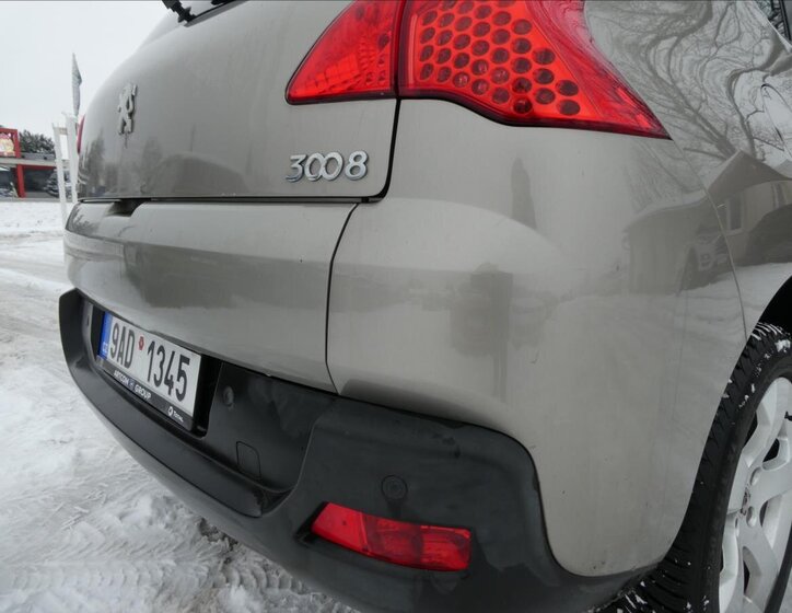Peugeot 3008 SUV 1,6 l 82 kw