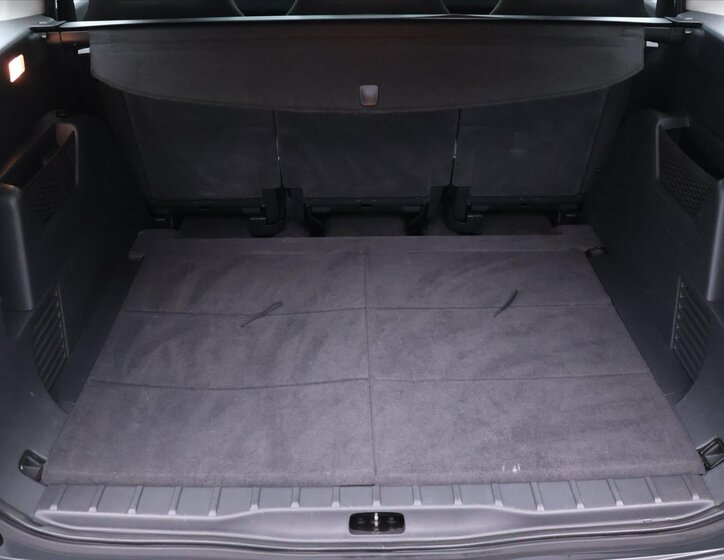 Peugeot 5008 MPV 1,6 l 88 kw