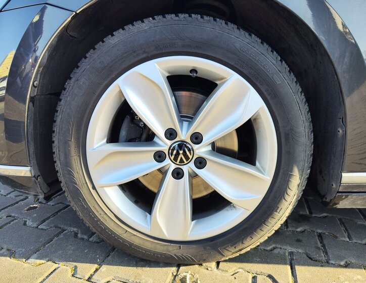 Volkswagen Passat Kombi 2,0 l 110 kw