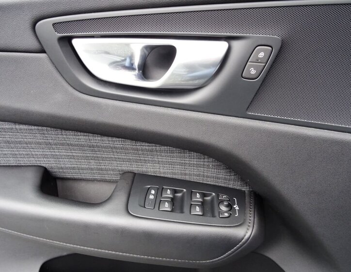 Volvo XC60 SUV 2,0 l 145 kw