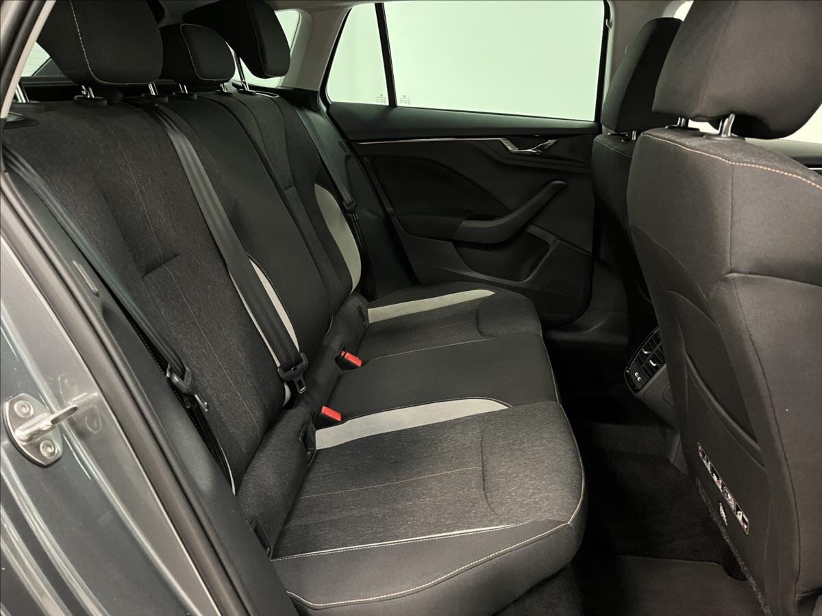 Škoda Scala Hatchback 999,0 81 kw