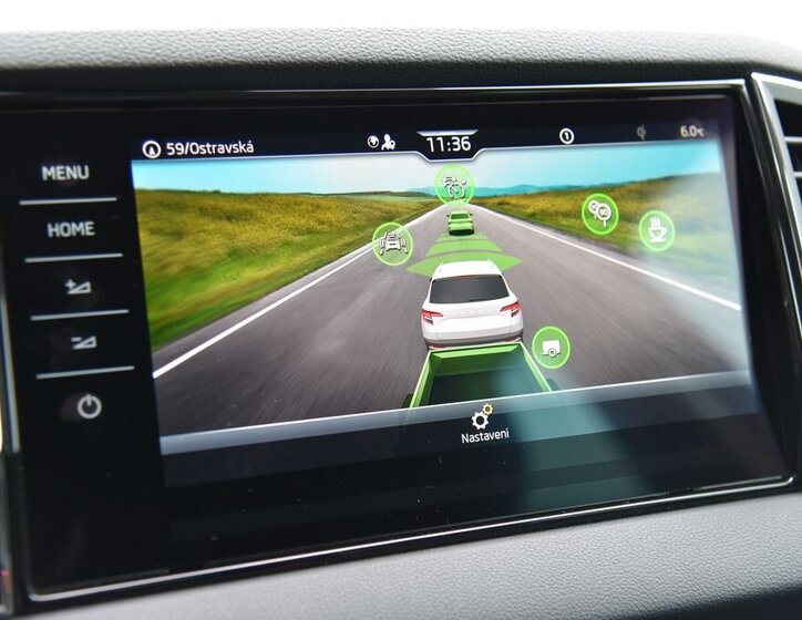 Škoda Karoq SUV / Terénní 1,5 l 110 kw