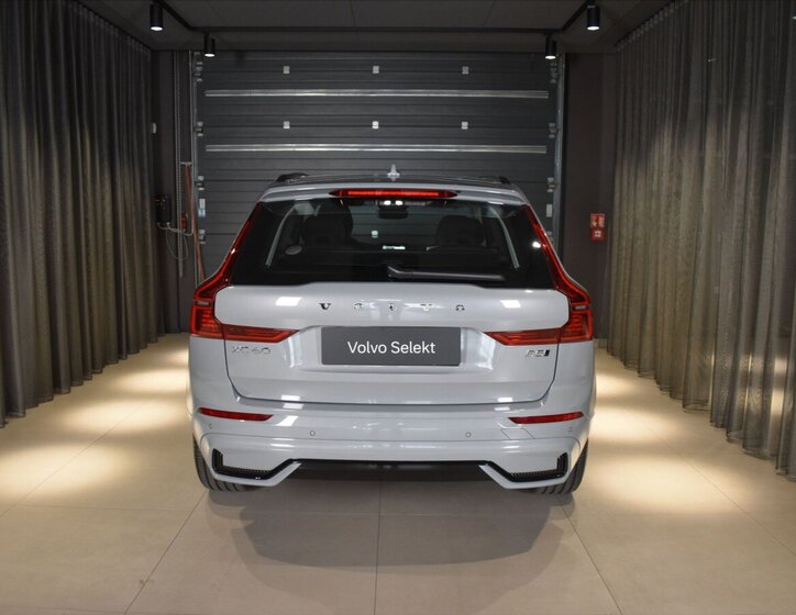 Volvo XC60 SUV / Terénní 2,0 l 184 kw