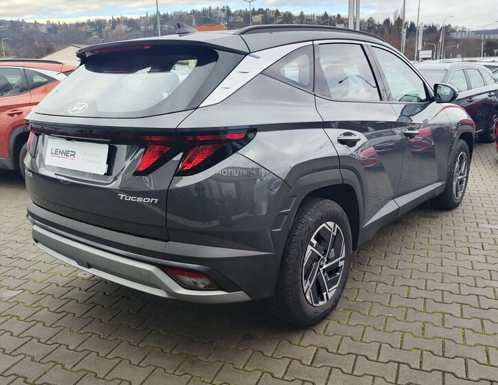 Hyundai Tucson SUV 1,6 l 118 kw