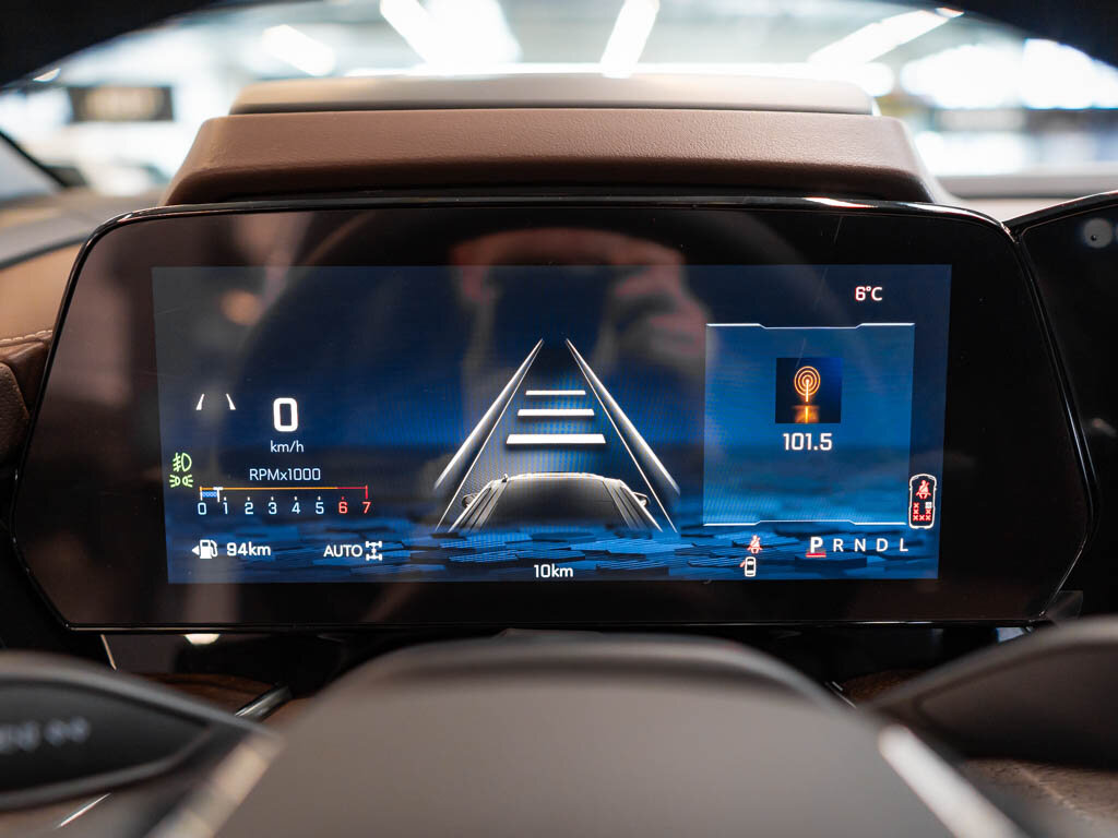 Chevrolet Suburban SUV 6,2 l 313 kw