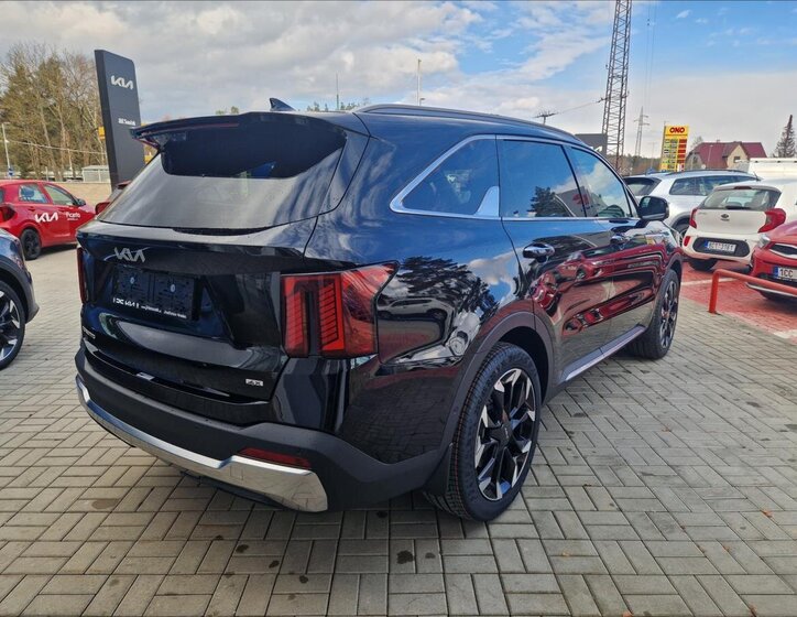 KIA Sorento SUV / Terénní 2,2 l 142 kw