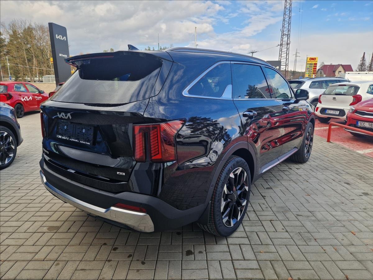 KIA Sorento SUV / Terénní 2,2 l 142 kw