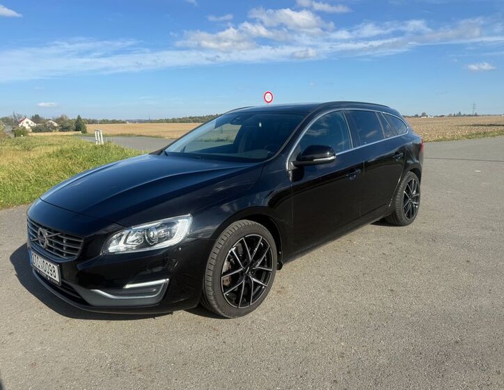 Volvo V60 1