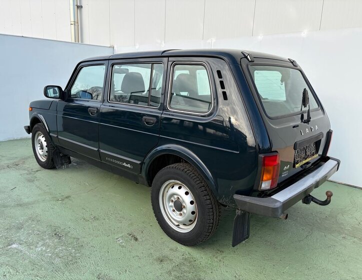 Lada Niva SUV 1,7 l 61 kw