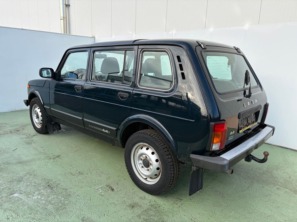 Lada Niva SUV 1,7 l 61 kw
