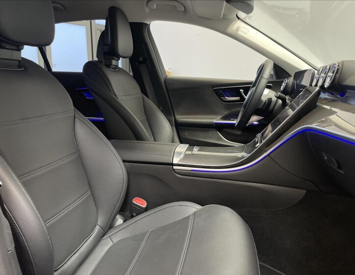 Mercedes-Benz Třídy C Sedan 1,5 l 150 kw