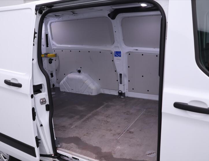 Ford Transit Custom 12